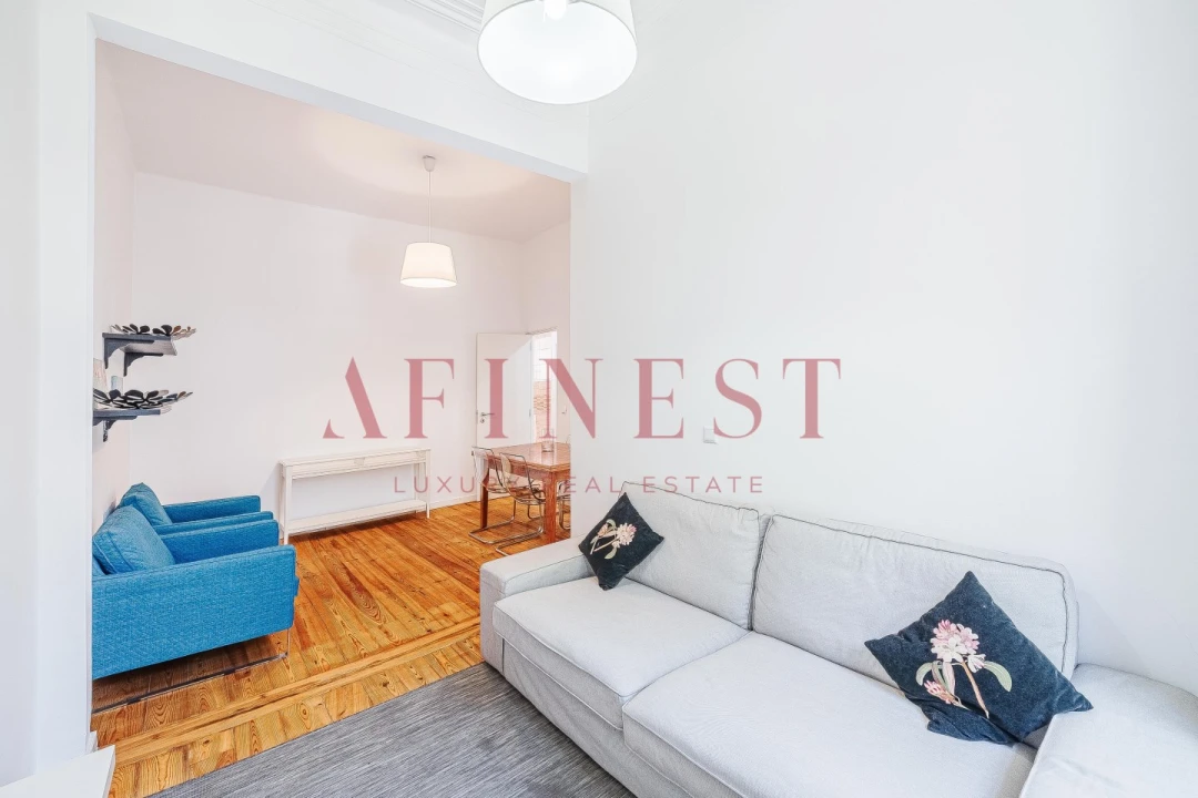 Apartamento T2 para Arrendamento em Santo António Foto 6