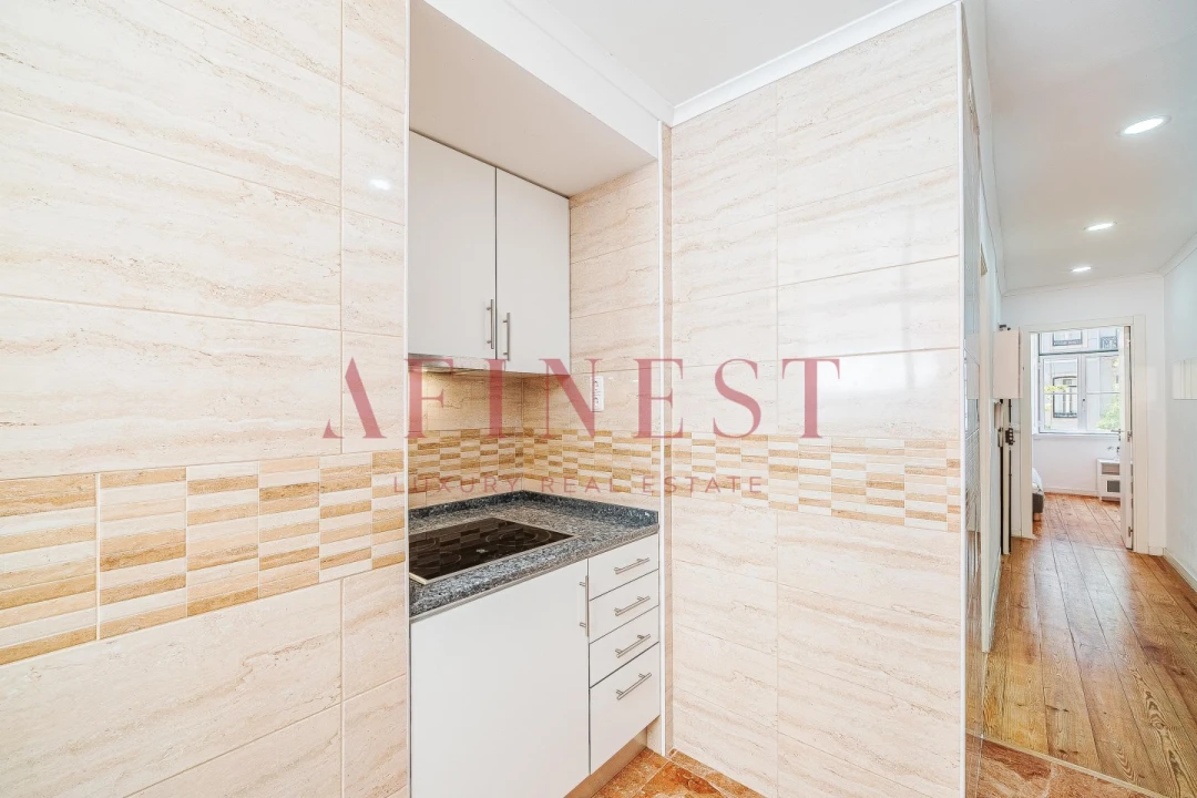 Apartamento T2 para Arrendamento em Santo António Foto 18