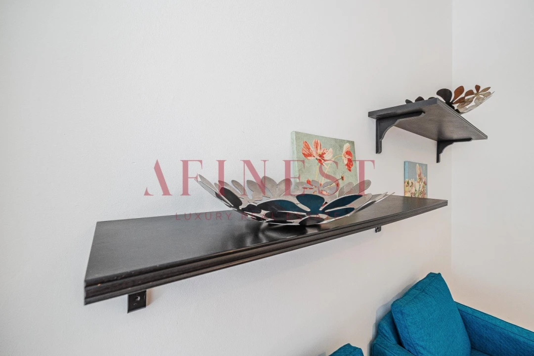 Apartamento T2 para Arrendamento em Santo António Foto 37