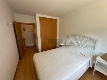 Apartamento T2 para Arrendamento em Lumiar