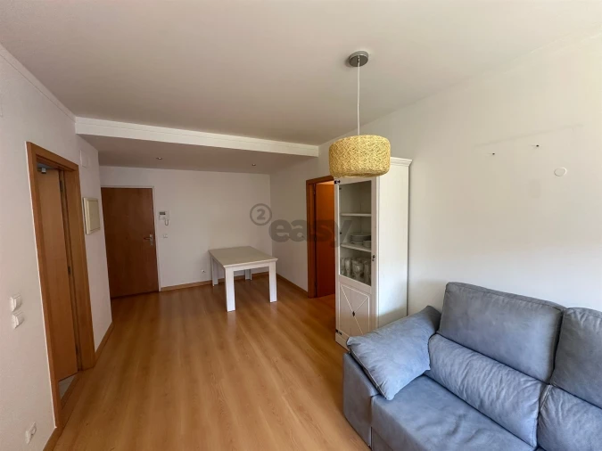Apartamento T2 para Arrendamento em Lumiar Foto 11