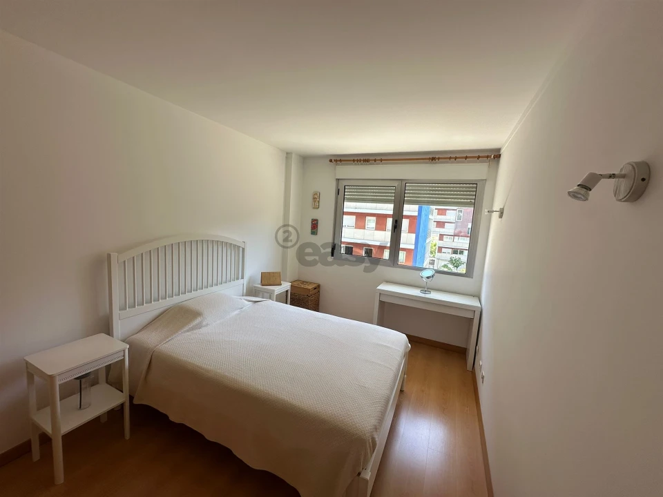 Apartamento T2 para Arrendamento em Lumiar Foto 2