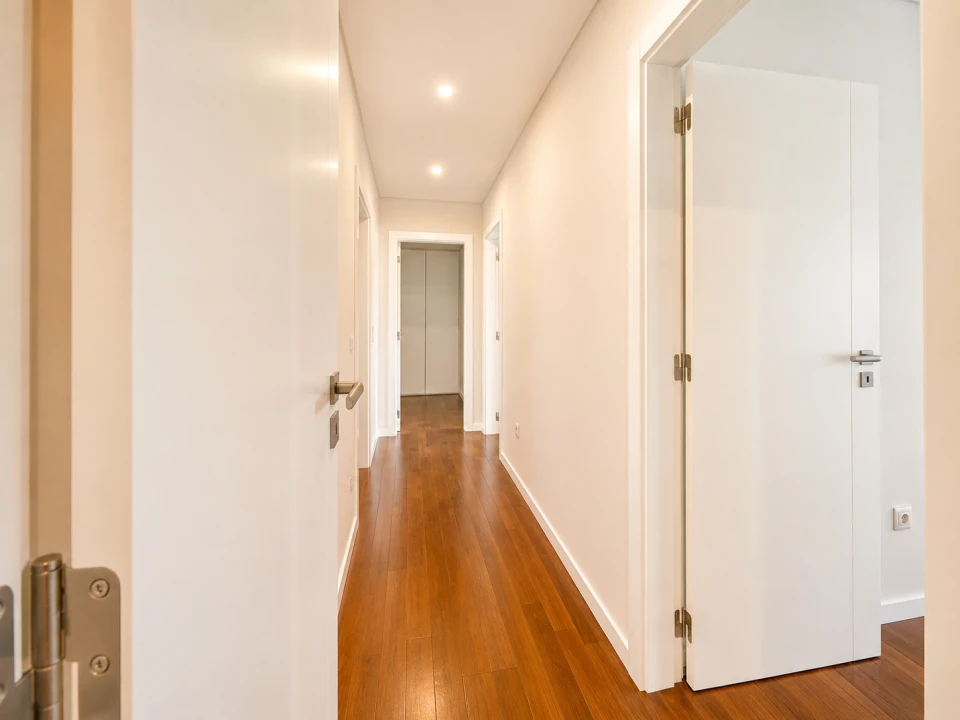Apartamento T3 para Arrendamento em Carnaxide e Queijas Foto 11