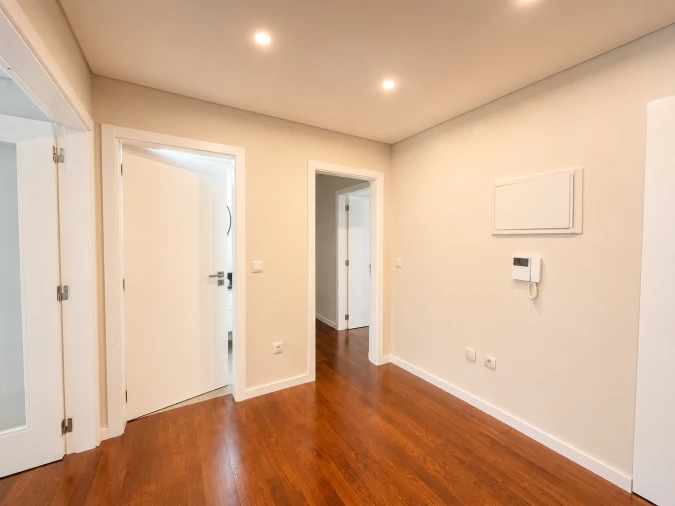 Apartamento T3 para Arrendamento em Carnaxide e Queijas Foto 10