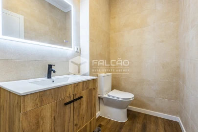 Apartamento T2 para Venda em Marvila, Ribeira Santarém, São Salvador, São Nicolau