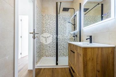 Apartamento T2 para Venda em Marvila, Ribeira Santarém, São Salvador, São Nicolau