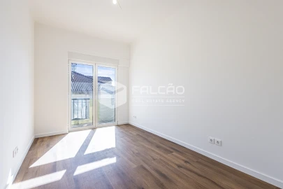 Apartamento T2 para Venda em Marvila, Ribeira Santarém, São Salvador, São Nicolau