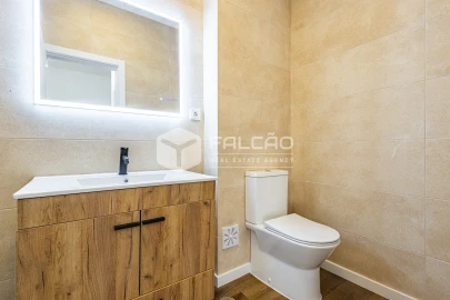 Apartamento T2 para Venda em Marvila, Ribeira Santarém, São Salvador, São Nicolau