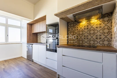 Apartamento T2 para Venda em Marvila, Ribeira Santarém, São Salvador, São Nicolau