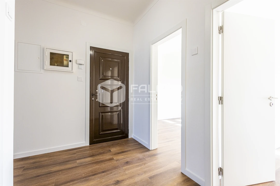 Apartamento T2 para Venda em Marvila, Ribeira Santarém, São Salvador, São Nicolau Foto 2
