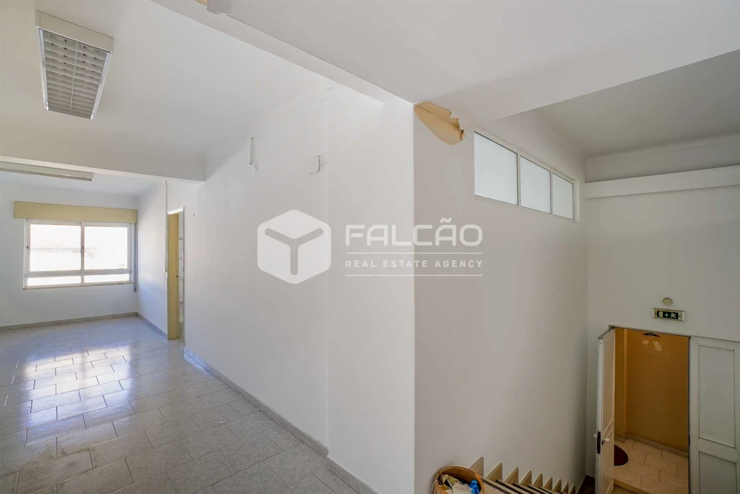 Loja para Venda em Marvila, Ribeira Santarém, São Salvador, São Nicolau Foto 33
