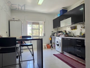 Apartamento T2 para Venda em Algueirão-Mem Martins