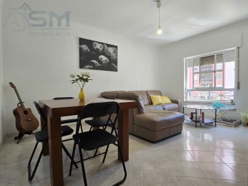 Apartamento T2 para Venda em Algueirão-Mem Martins
