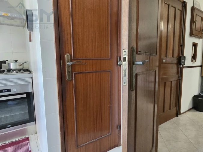 Apartamento T2 para Venda em Algueirão-Mem Martins Foto 17