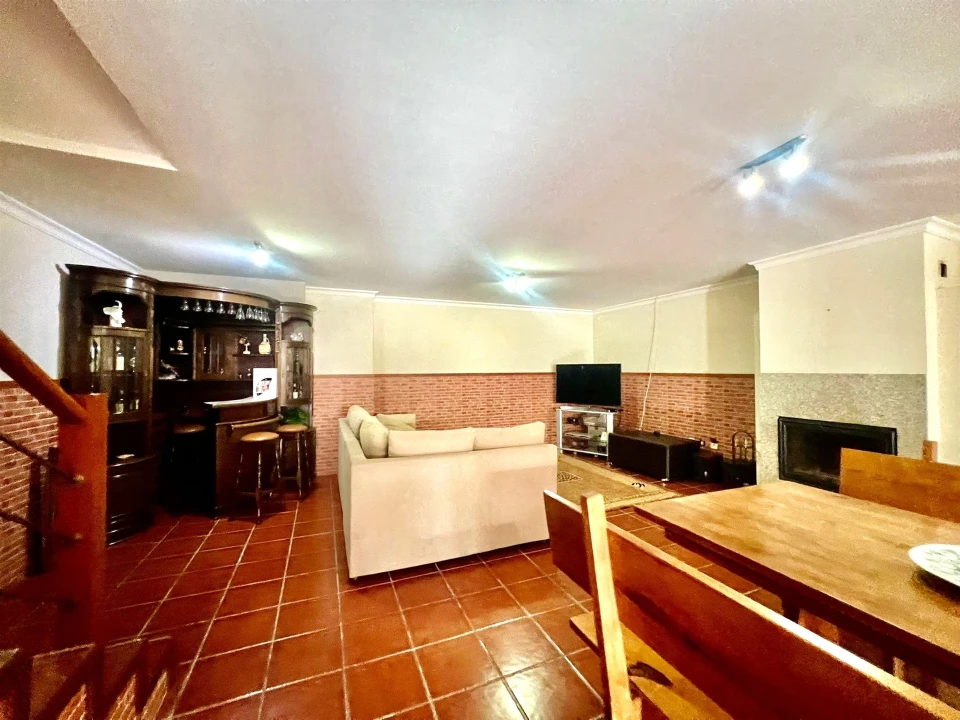 Moradia T3 para Venda em Mindelo Foto 30