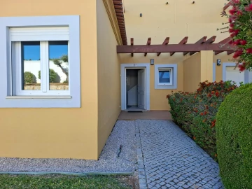 Moradia T3 para Venda em Quarteira