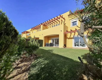 Moradia T3 para Venda em Quarteira
