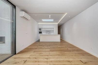 Apartamento T2 para Arrendamento em São Vicente