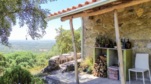 Quinta T4 para Venda em Vale de Prazeres e Mata da Rainha
