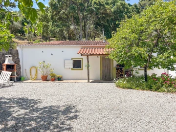Quinta T4 para Venda em Vale de Prazeres e Mata da Rainha
