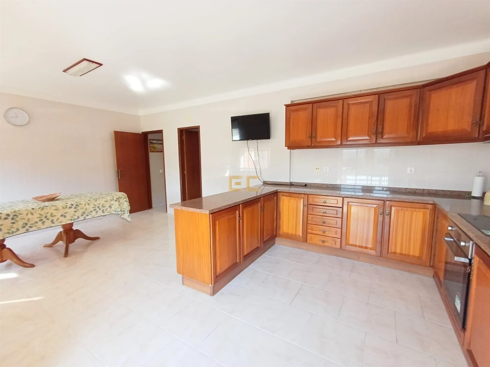 Apartamento T3 para Venda em Buarcos Foto 9