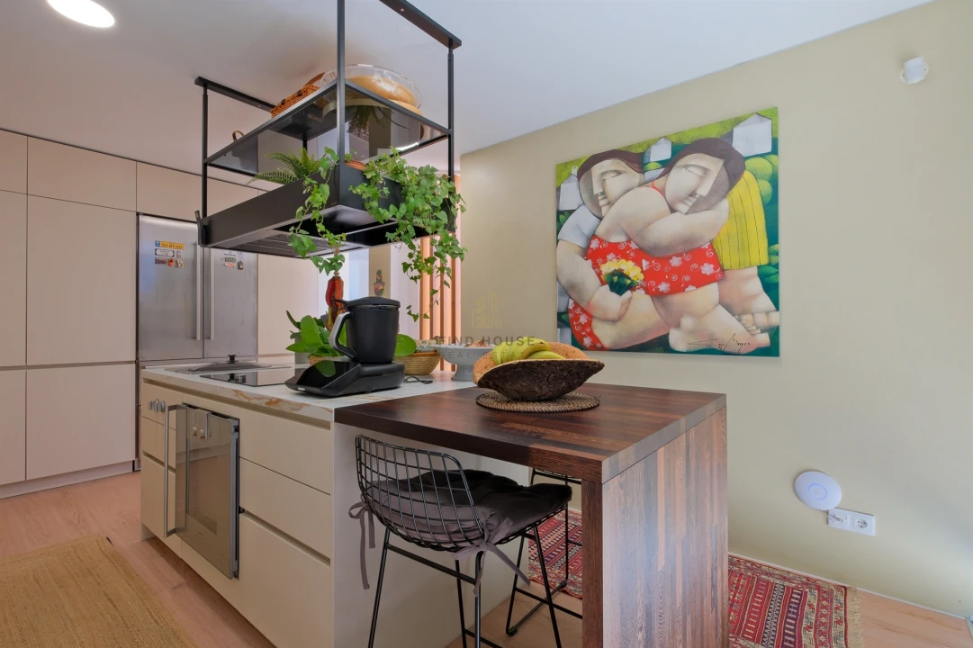 Moradia T4 para Venda em Carnaxide e Queijas Foto 38
