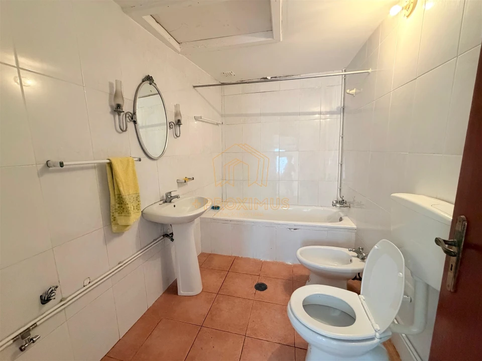 Moradia T1 para Venda em Tavarede Foto 7