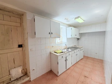 Moradia T1 para Venda em Tavarede