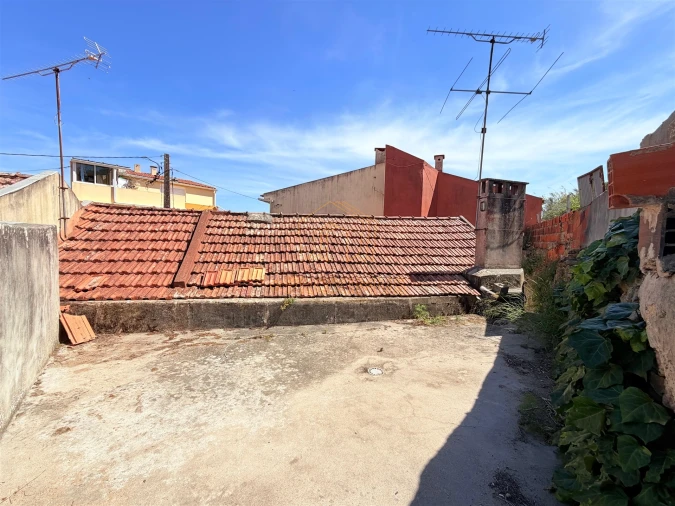 Moradia T1 para Venda em Tavarede Foto 17