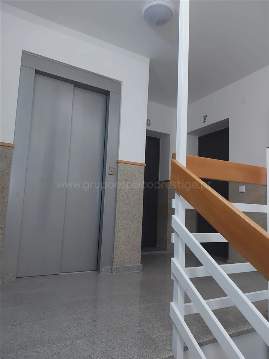 Apartamento T1 para Venda em Monte Gordo Foto 27