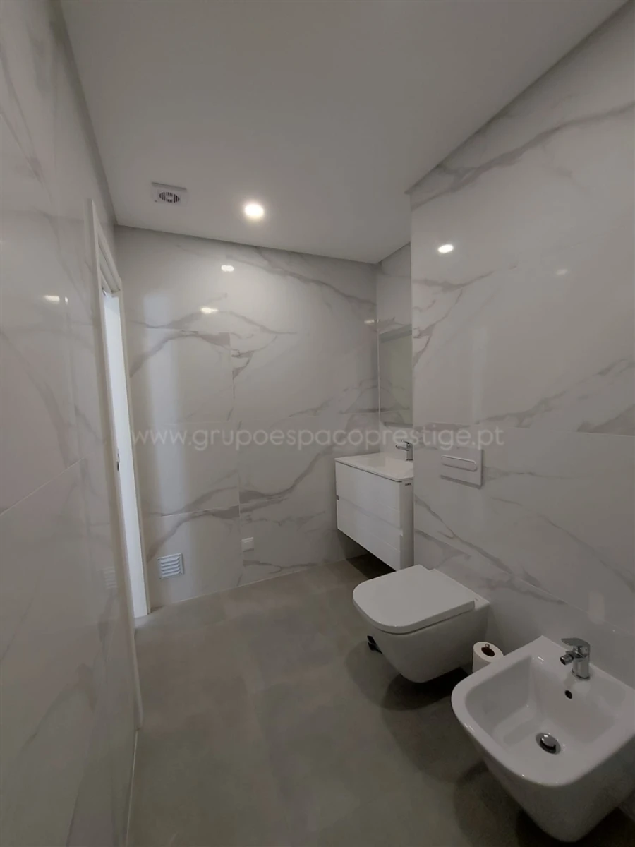 Apartamento T1 para Venda em Monte Gordo Foto 24