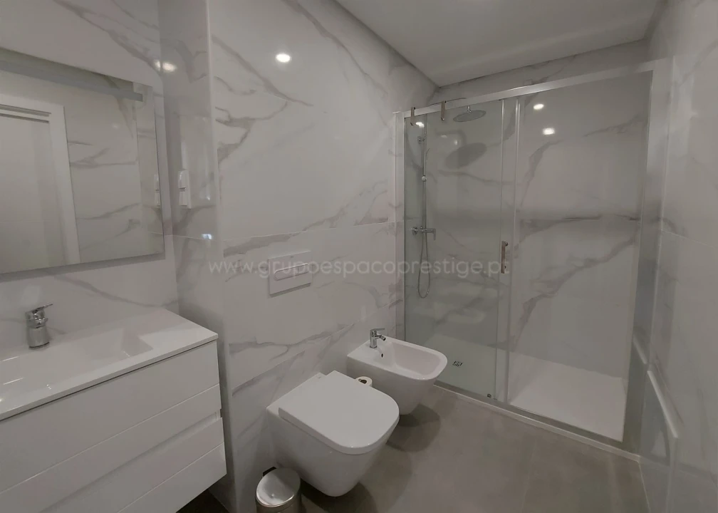 Apartamento T1 para Venda em Monte Gordo Foto 28