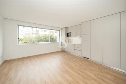 Apartamento T0 para Venda em Cedofeita, Santo Ildefonso, Sé, Miragaia, São Nicolau e Vitória