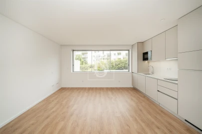 Apartamento T0 para Venda em Cedofeita, Santo Ildefonso, Sé, Miragaia, São Nicolau e Vitória