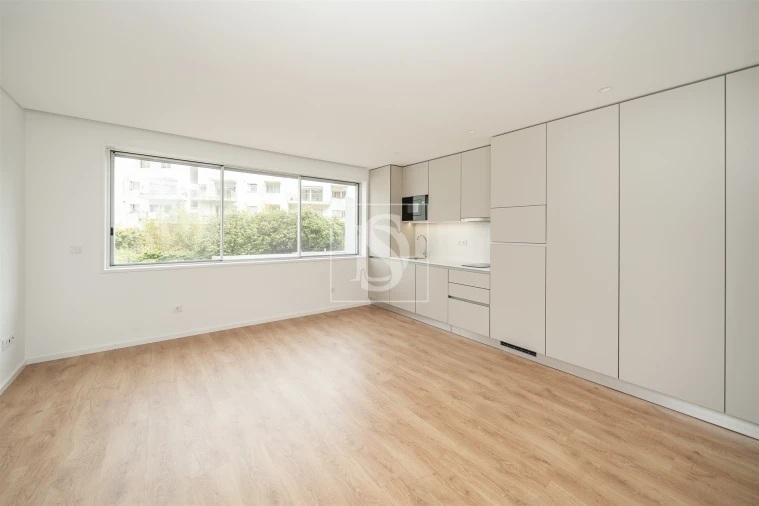 Apartamento T0 para Venda em Cedofeita, Santo Ildefonso, Sé, Miragaia, São Nicolau e Vitória Foto 9