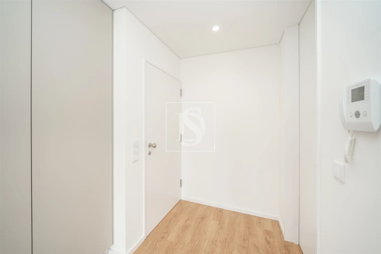 Apartamento T0 para Venda em Cedofeita, Santo Ildefonso, Sé, Miragaia, São Nicolau e Vitória Foto 6