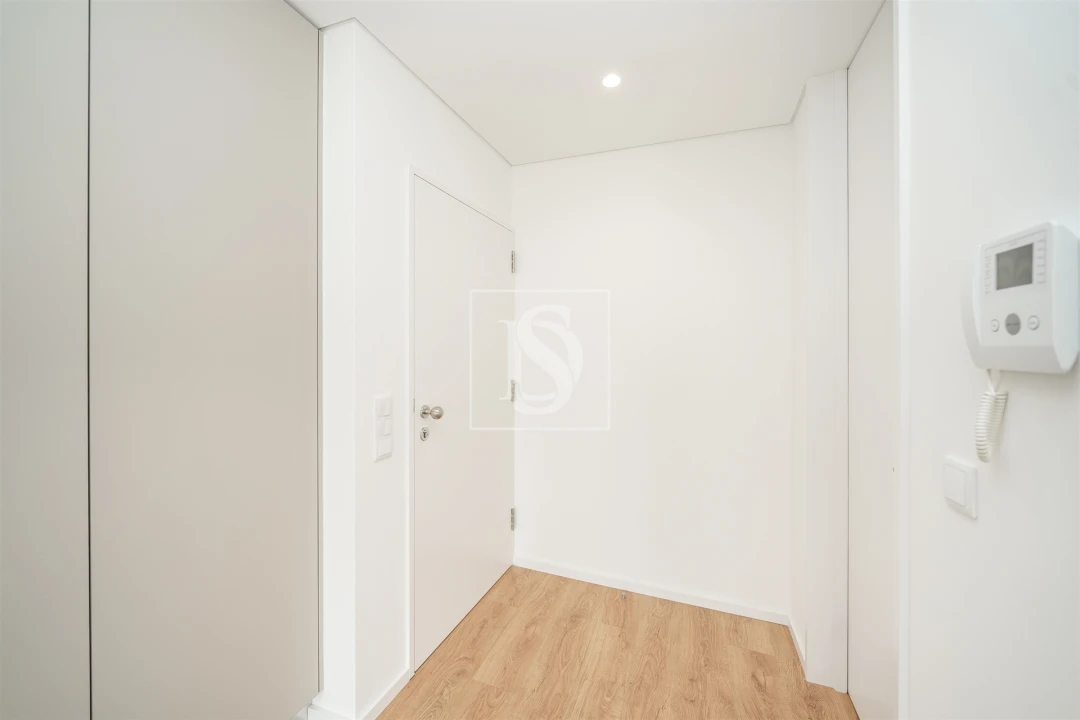 Apartamento T0 para Venda em Cedofeita, Santo Ildefonso, Sé, Miragaia, São Nicolau e Vitória Foto 6