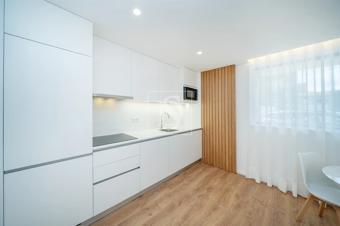 Apartamento T1 para Arrendamento em Cedofeita, Santo Ildefonso, Sé, Miragaia, São Nicolau e Vitória Foto 9