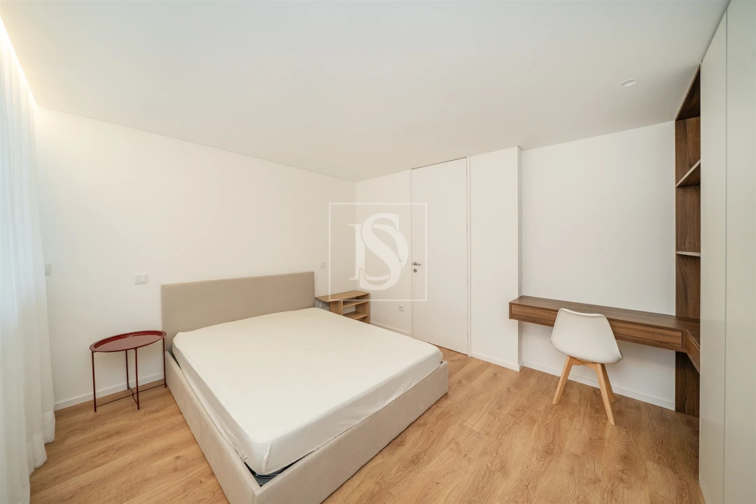 Apartamento T1 para Arrendamento em Cedofeita, Santo Ildefonso, Sé, Miragaia, São Nicolau e Vitória Foto 20