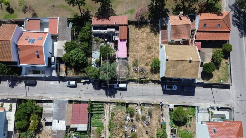 Terreno para Venda em Santo Antonio da Charneca