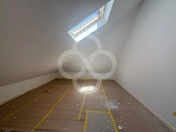 Prédio para Venda em Santa Maria Maior
