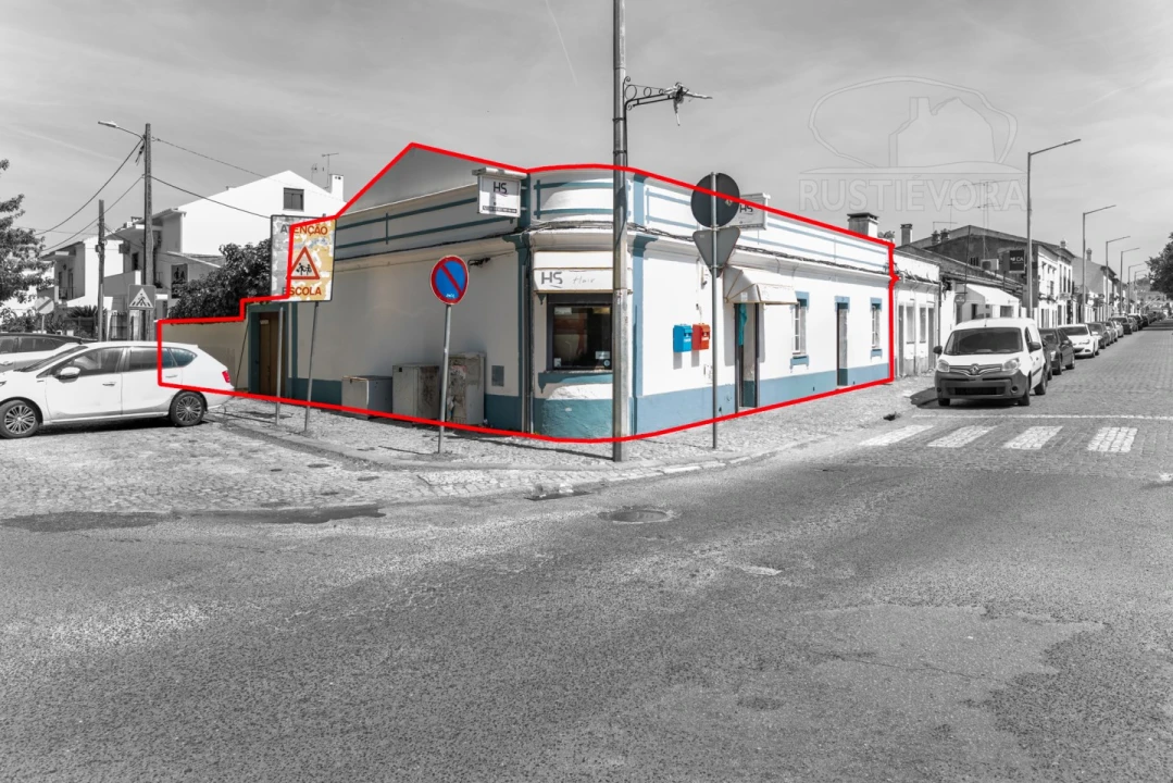 Moradia T3 para Venda em Malagueira e Horta das Figueiras Foto 1