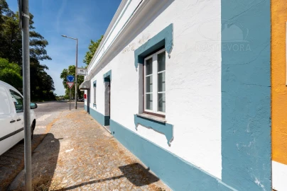 Moradia T3 para Venda em Malagueira e Horta das Figueiras