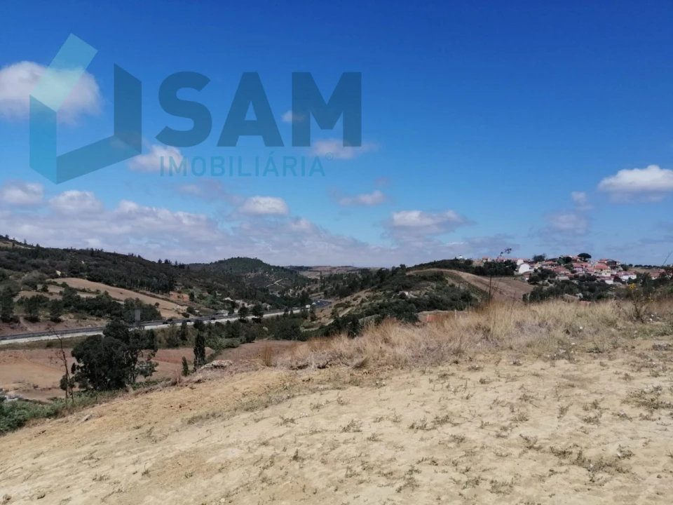 Moradia T2 para Venda em Santa Maria, São Pedro e Matacães Foto 5