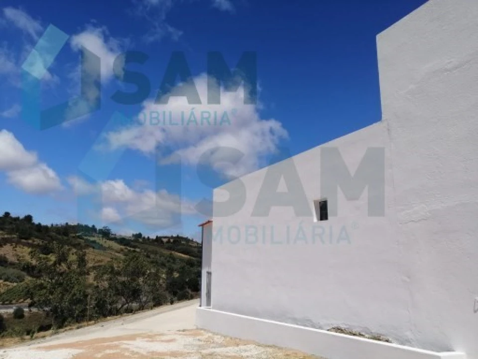 Moradia T2 para Venda em Santa Maria, São Pedro e Matacães Foto 14