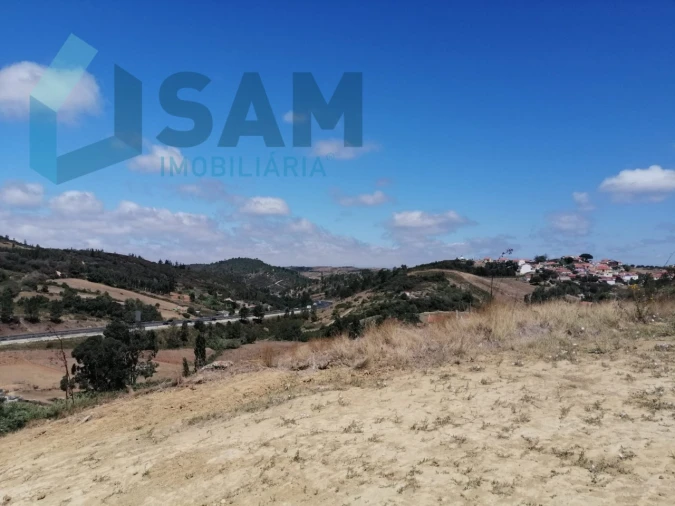 Moradia T2 para Venda em Santa Maria, São Pedro e Matacães Foto 5