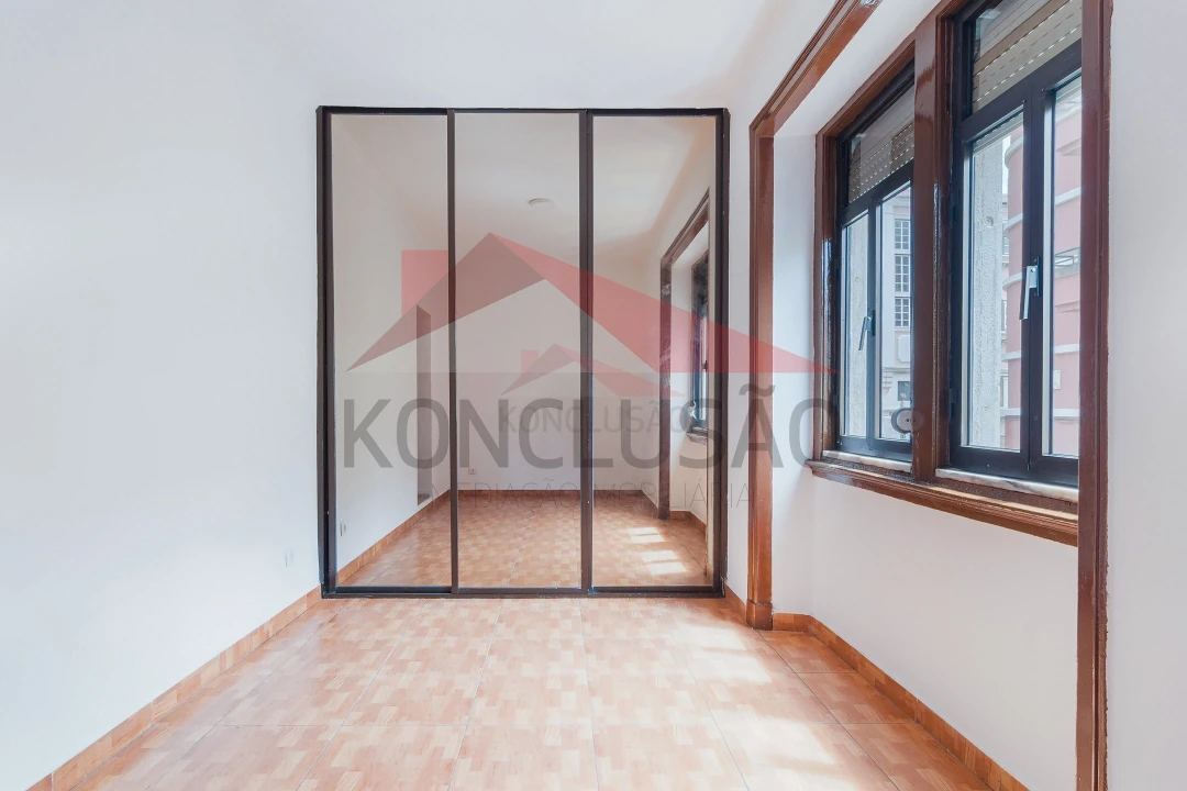 Apartamento T3 para Venda em São Vicente Foto 17