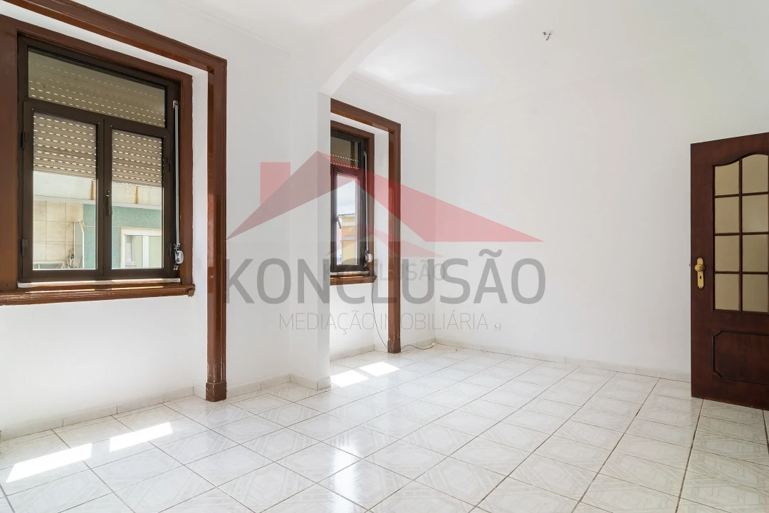Apartamento T3 para Venda em São Vicente Foto 4