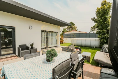 Moradia T3 para Venda em Sesimbra (Castelo)