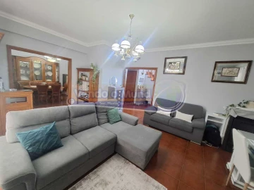Moradia T3 para Venda em Samora Correia